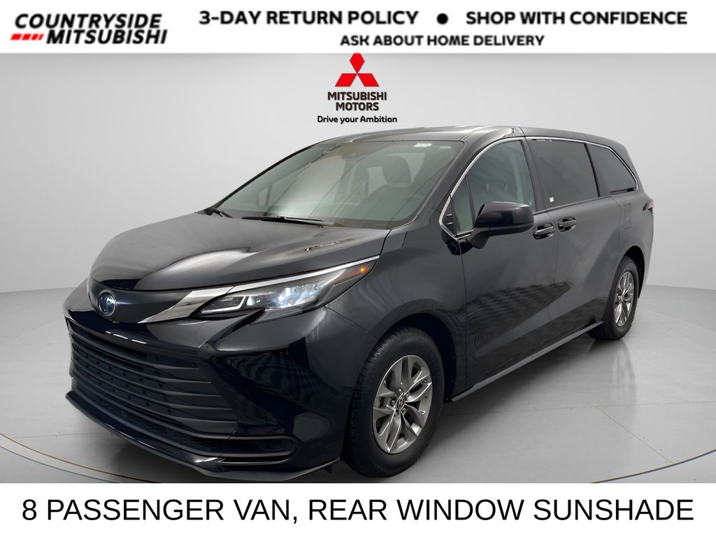 2024 Toyota Sienna LE 8-Passenger FWD