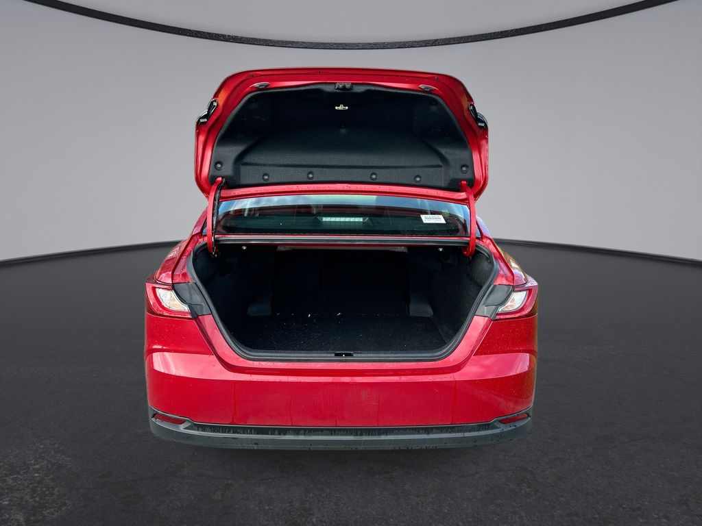 Thumbnail: 2025 Toyota Camry - 30
