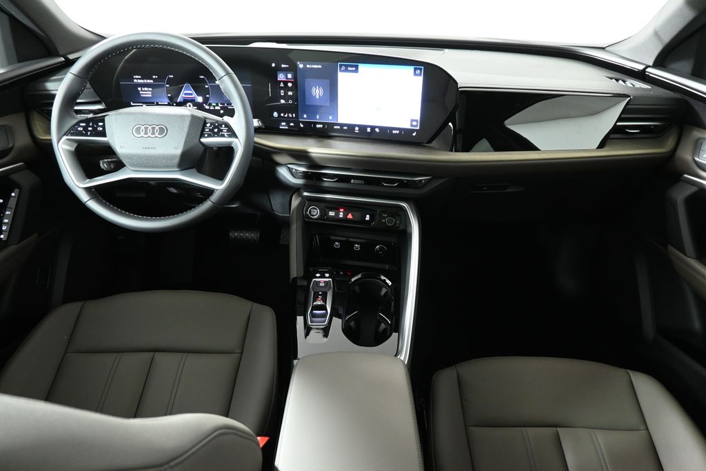 Thumbnail: 2025 Audi Q5 - 4