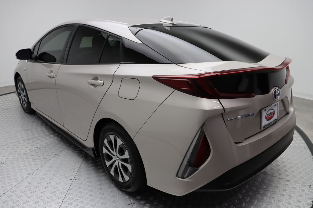 2022 Toyota Prius Prime LE 11