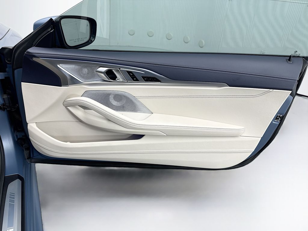 Thumbnail: 2019 BMW 8 Series - 24