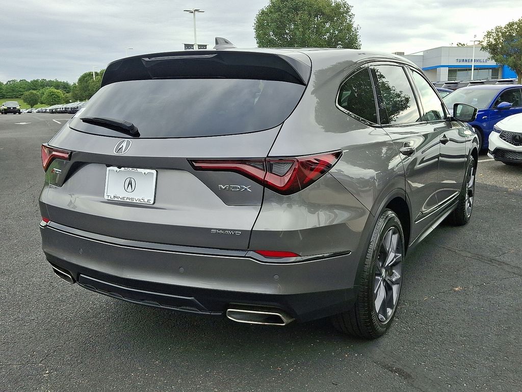Thumbnail: 2023 Acura MDX - 6