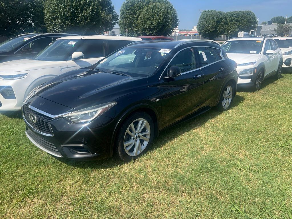  2019 INFINITI QX30 Luxe FWD   