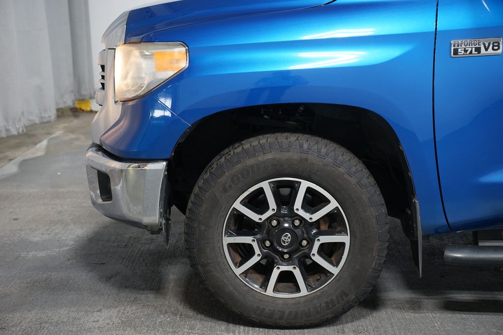Thumbnail: 2017 Toyota Tundra - 5