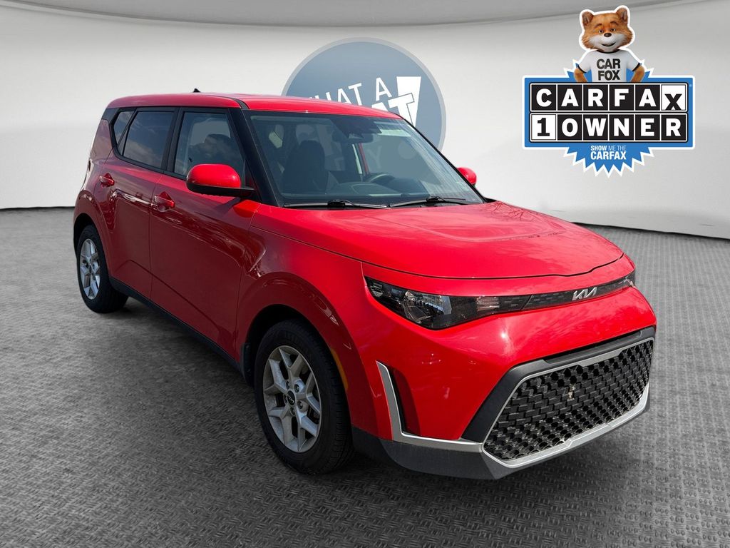 2023 Kia Soul LX FWD