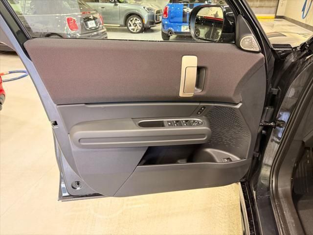 Thumbnail: 2026 MINI Cooper Countryman - 10