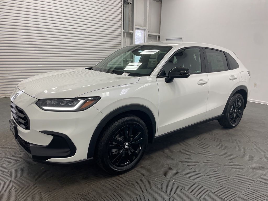 View vehicle photo 4