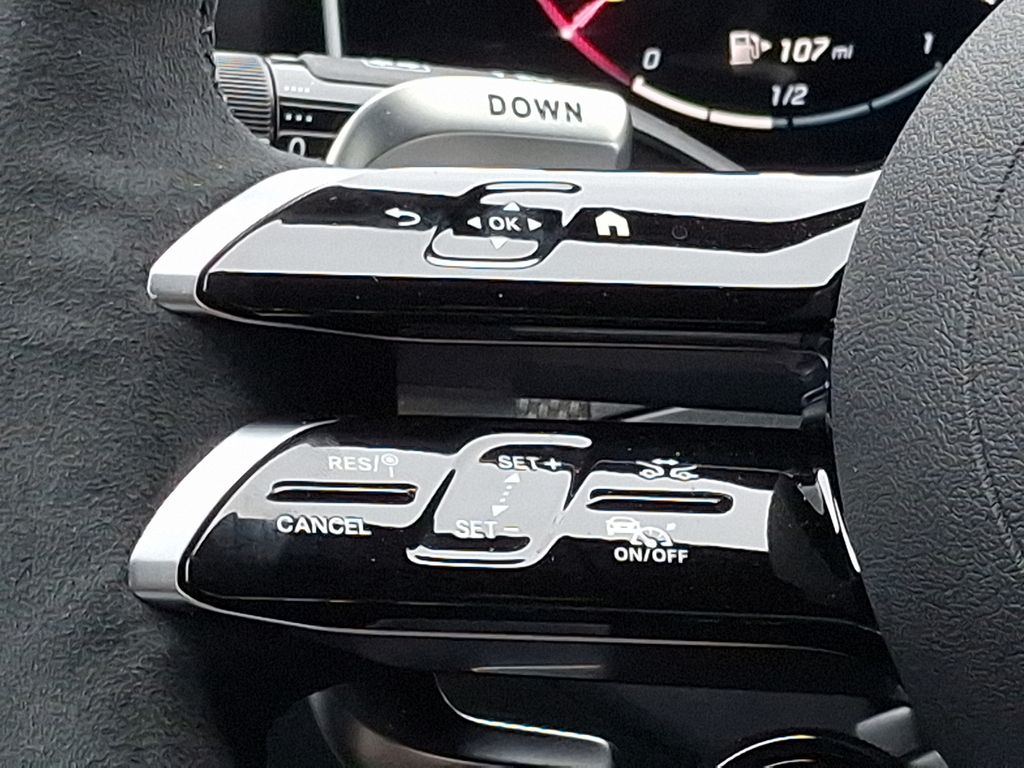 2025 Mercedes-Benz C-Class AMG C 63 16