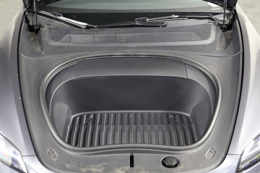 Thumbnail: 2024 Tesla Model 3 - 15