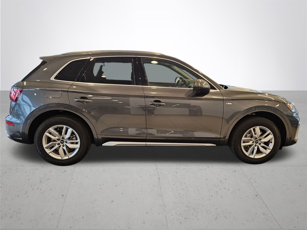 2023 Audi Q5 45 S line Premium