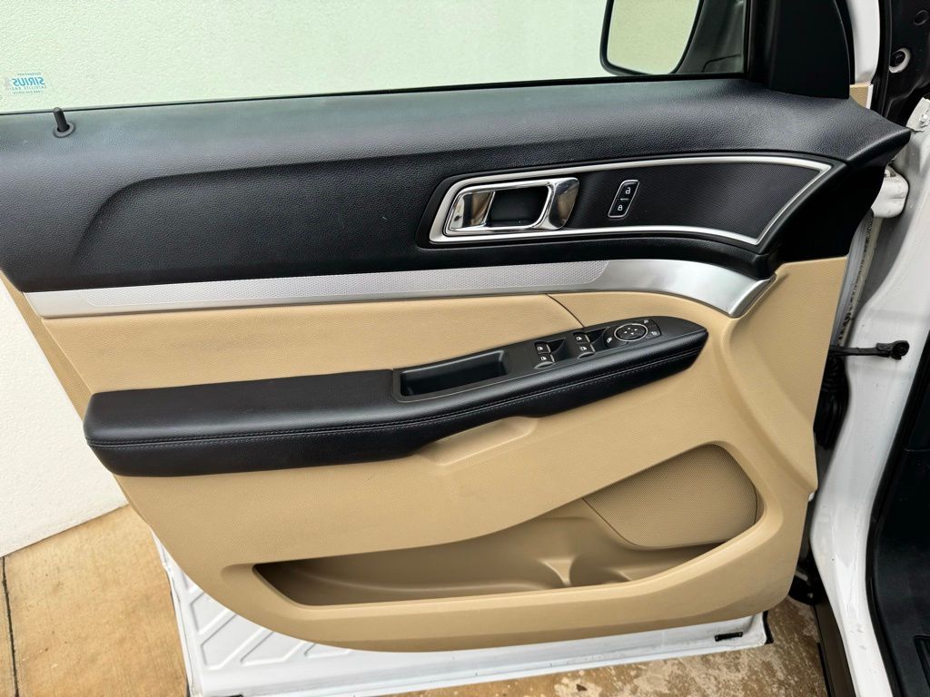 Used Car 2017 Ford Explorer  Xlt For Sale Under $10,000 In Georgetown, Texas