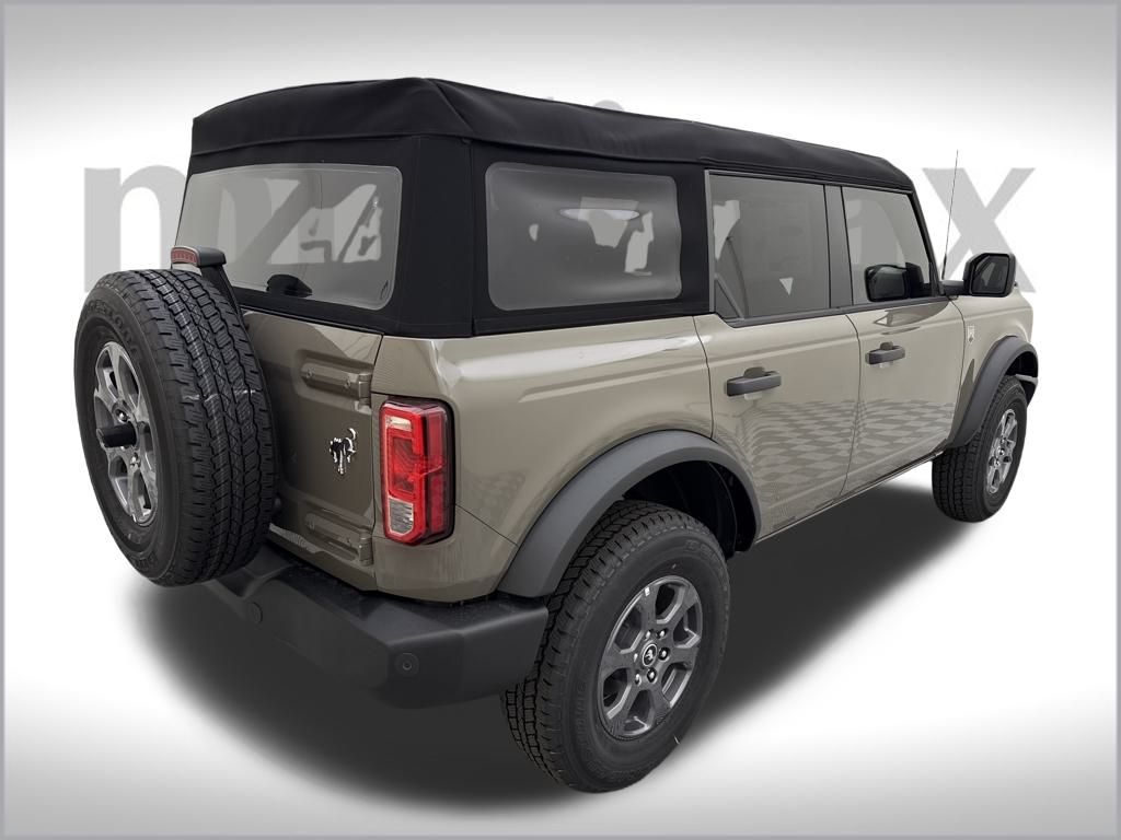 2025 Ford Bronco Big Bend photo 3