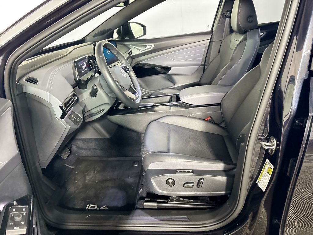 2023 Volkswagen ID.4 Pro S Plus
