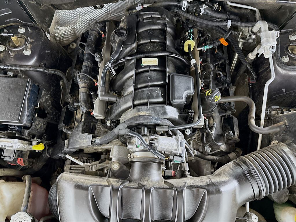 Thumbnail: 2020 Jeep Grand Cherokee - 32