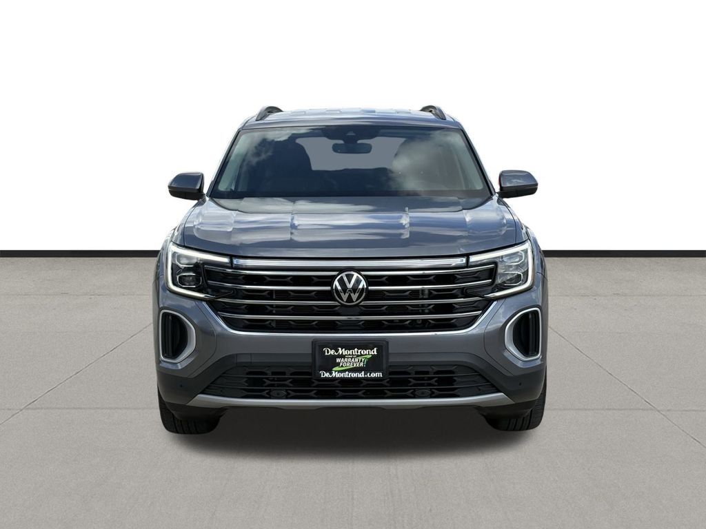 2024 Volkswagen Atlas 2.0T SE w/Technology Gray at AutoSavvy Houston Southwest