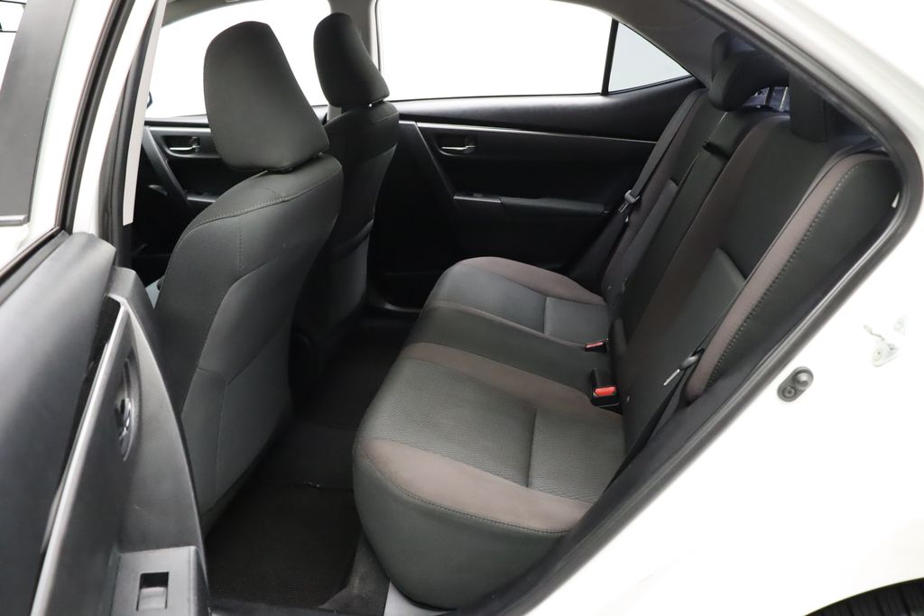 Thumbnail: 2017 Toyota Corolla - 18