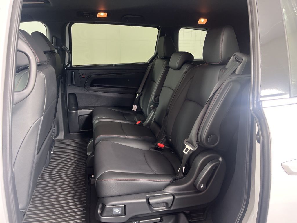 2025 Honda Odyssey Sport 22