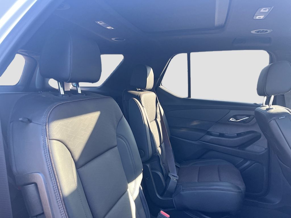 Used 2023 Beige Chevrolet High Country image 30