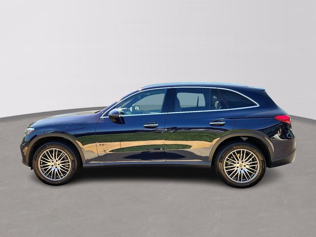 Thumbnail: 2024 Mercedes-Benz GLC - 7