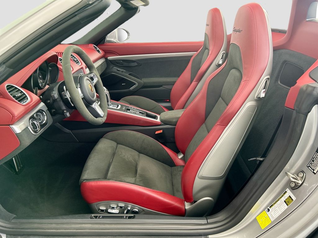 Thumbnail: 2021 Porsche  - 16