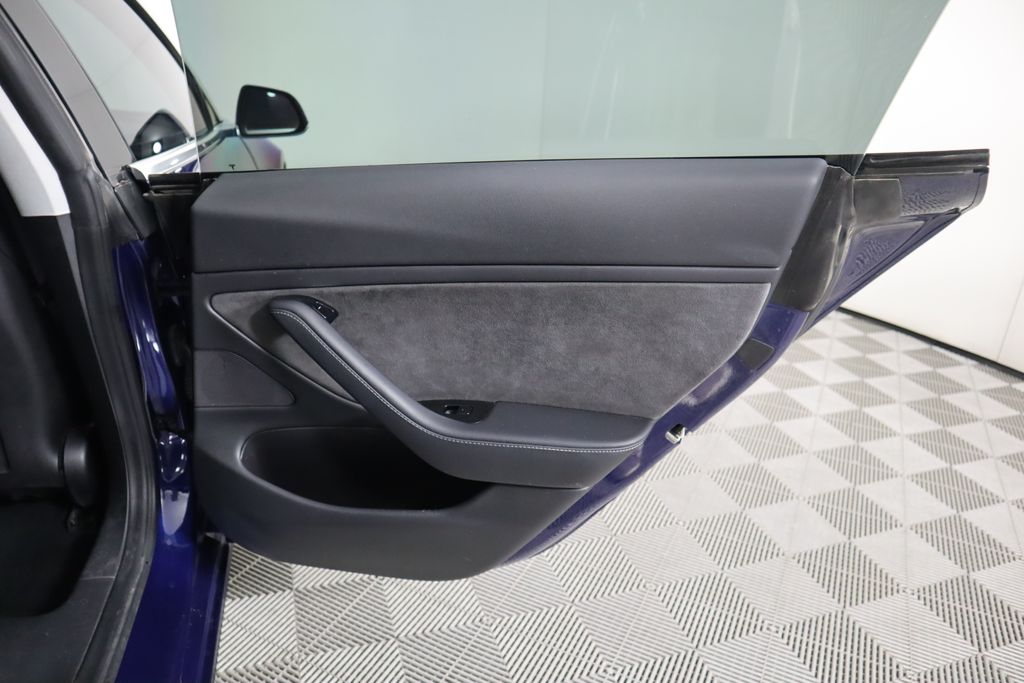 2019 Tesla Model 3 Standard Range 27