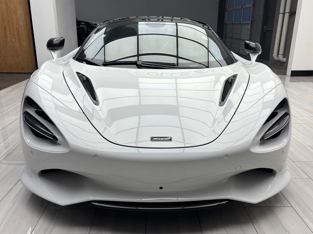 2024 McLaren 750S