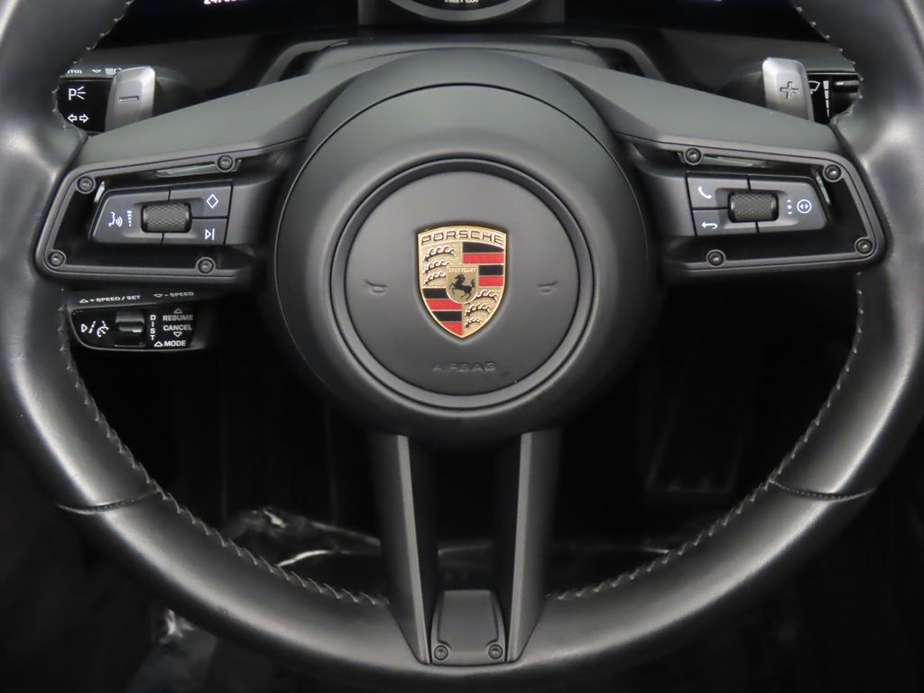 Thumbnail: 2022 Porsche 911 - 26