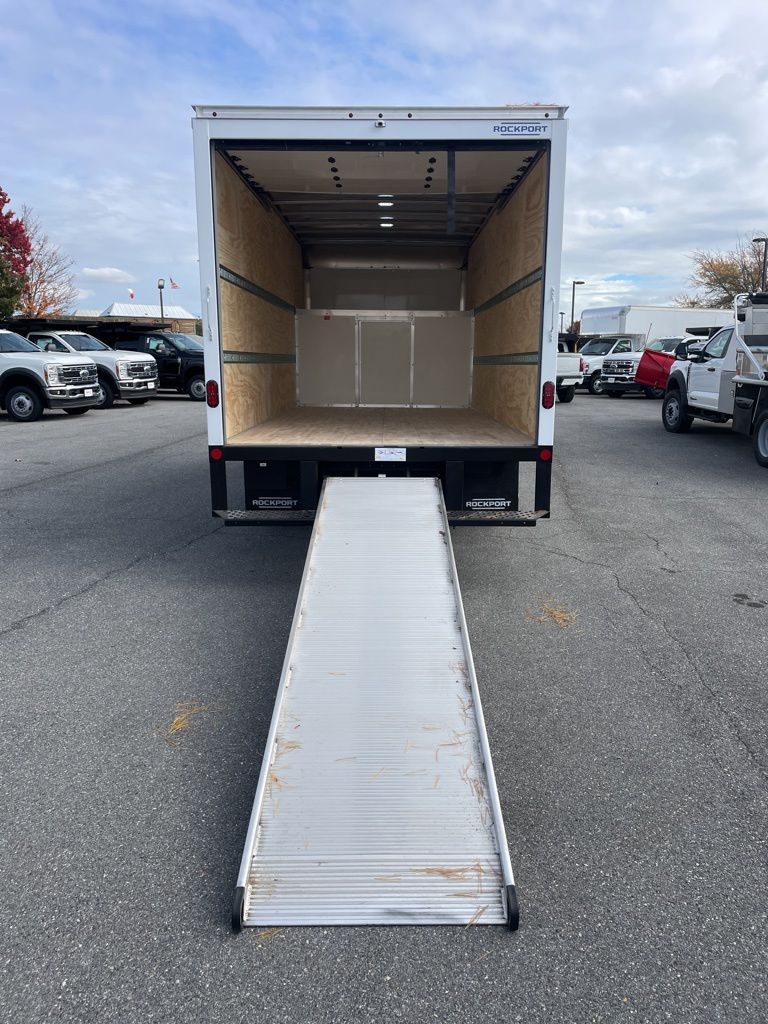 2026 Ford E-350 Cutaway 