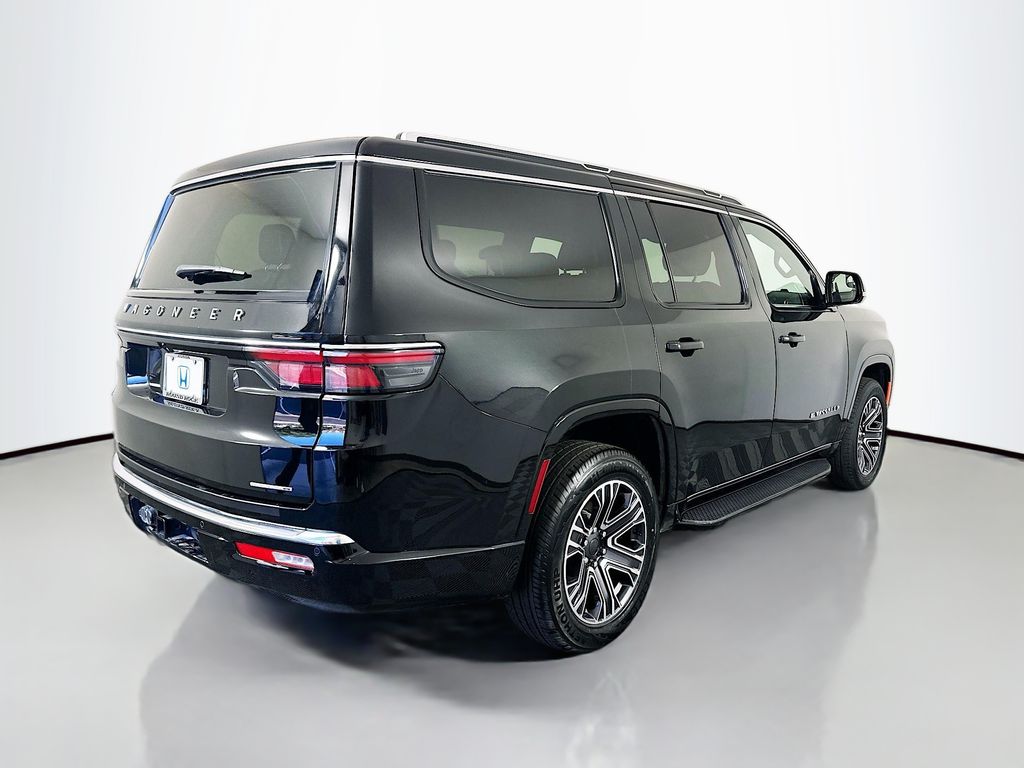 Thumbnail: 2024 Jeep Wagoneer - 5