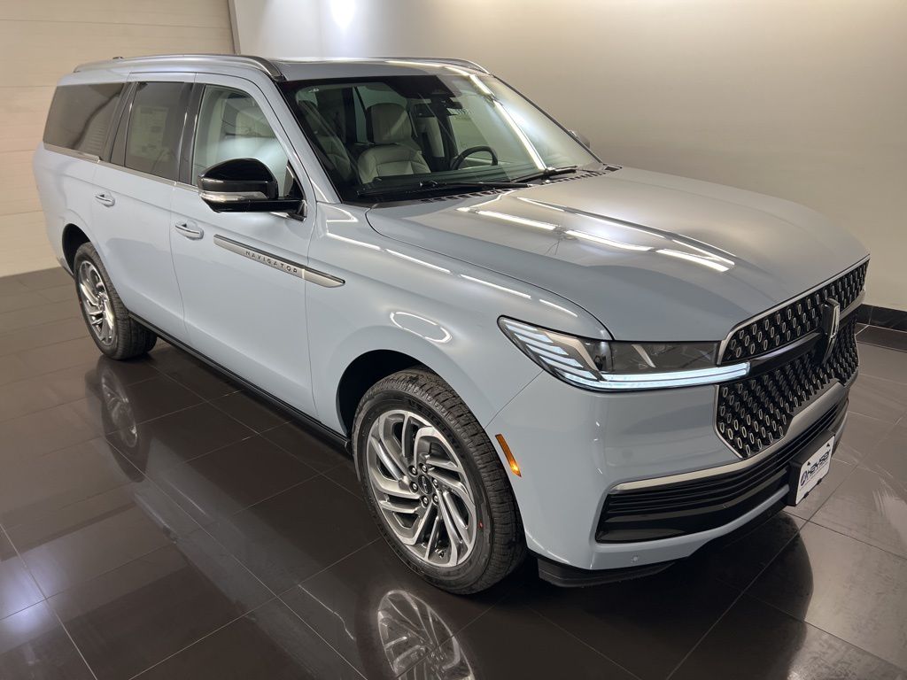 2026 Lincoln Navigator L Reserve