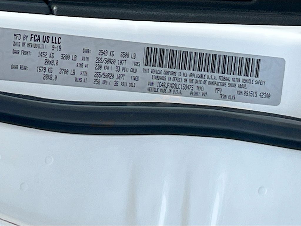 Used 2020 White Jeep Altitude image 33