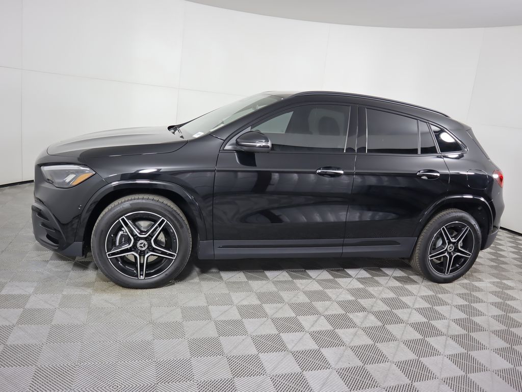 2025 Mercedes-Benz GLA 250 8