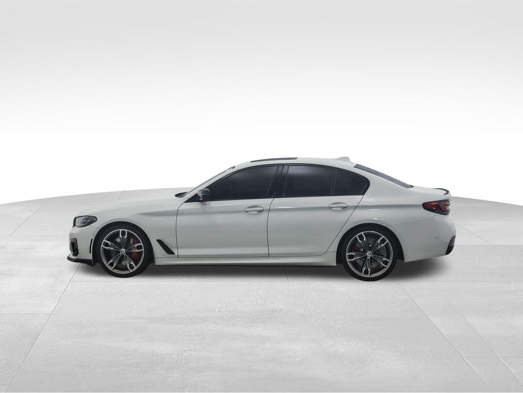 2023 BMW 5 Series M550i xDrive 2