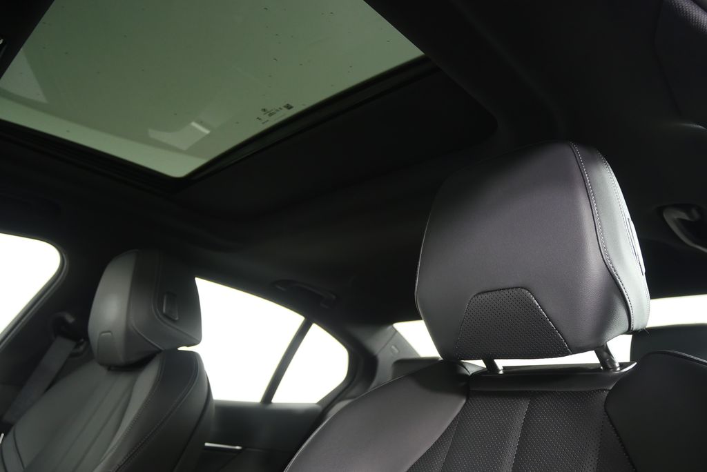 Thumbnail: 2024 BMW 5 Series - 12