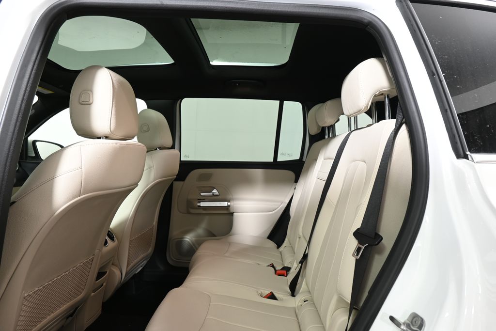 Thumbnail: 2026 Mercedes-Benz GLB - 26