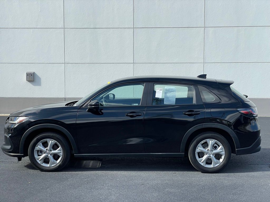 Thumbnail: 2023 Honda HR-V - 2
