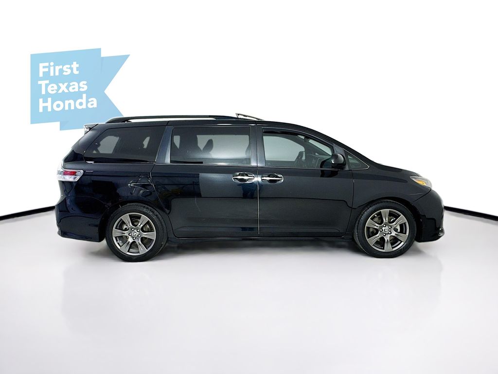 Used Car 2020 Toyota Sienna  For Sale Under $30,000 In Austin, Texas
