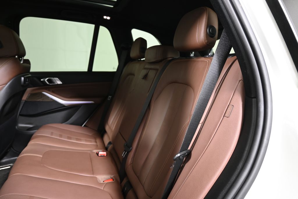 Thumbnail: 2022 BMW X5 - 6