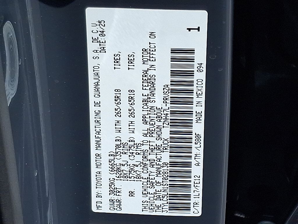 2025 Toyota Tacoma TRD Sport 17