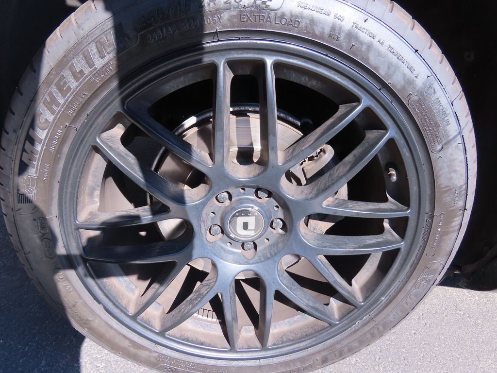 Thumbnail: 2015 Audi SQ5 - 17