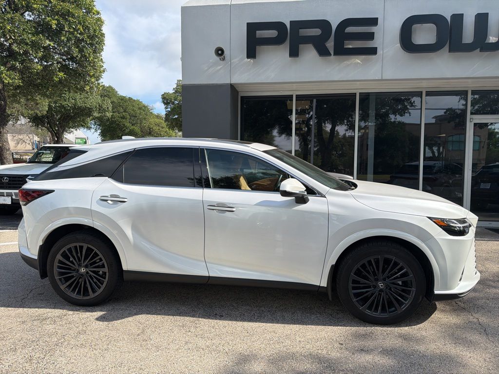 Thumbnail: 2024 Lexus RX - 4