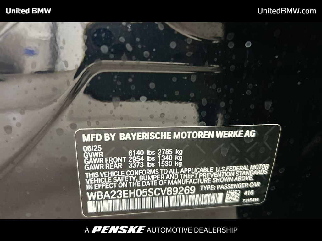 Thumbnail: 2025 BMW 7 Series - 24