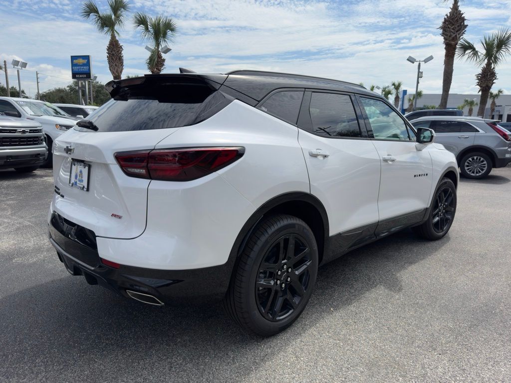 2025 Chevrolet Blazer RS 8