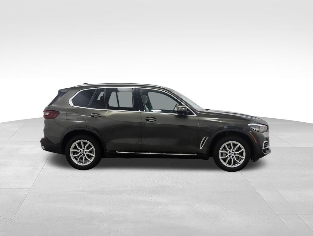 2022 BMW X5 xDrive40i 6