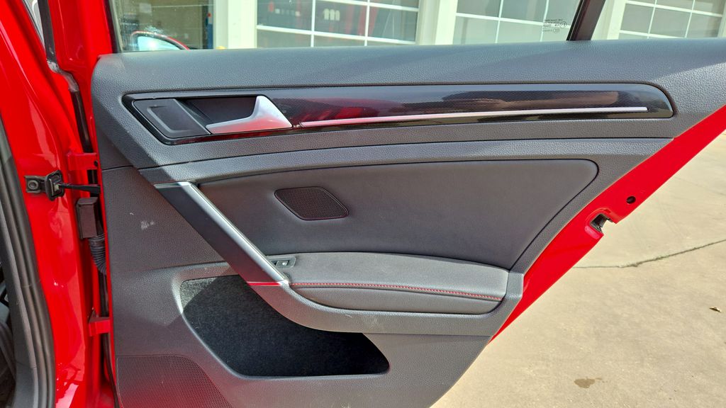 2016 Volkswagen Golf GTI