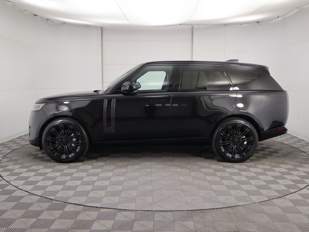 Thumbnail: 2026 Land Rover Range Rover - 8
