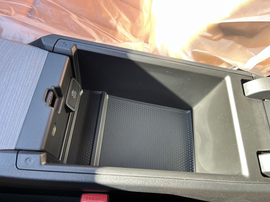 Thumbnail: 2026 BMW i4 - 21