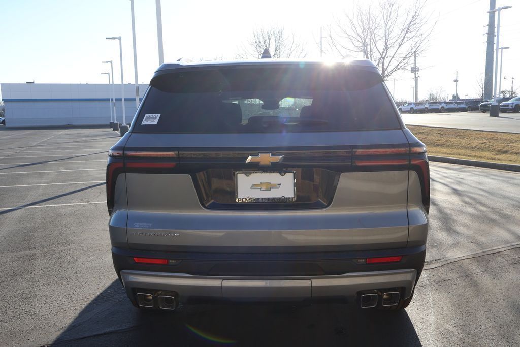 Thumbnail: 2026 Chevrolet Traverse - 6