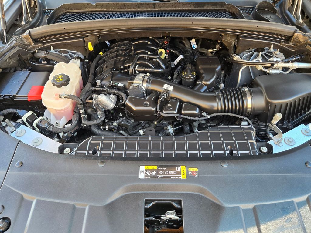 Used 2024 Jeep Grand Cherokee L SUV
