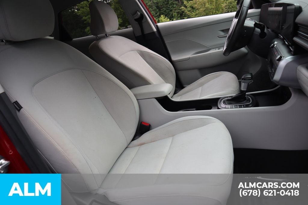2024 Hyundai Kona SEL photo 23
